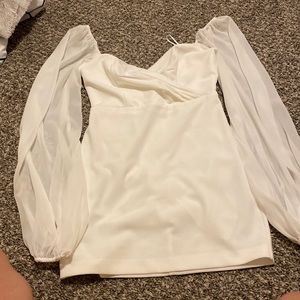 white bridal dress with puffy sleeves